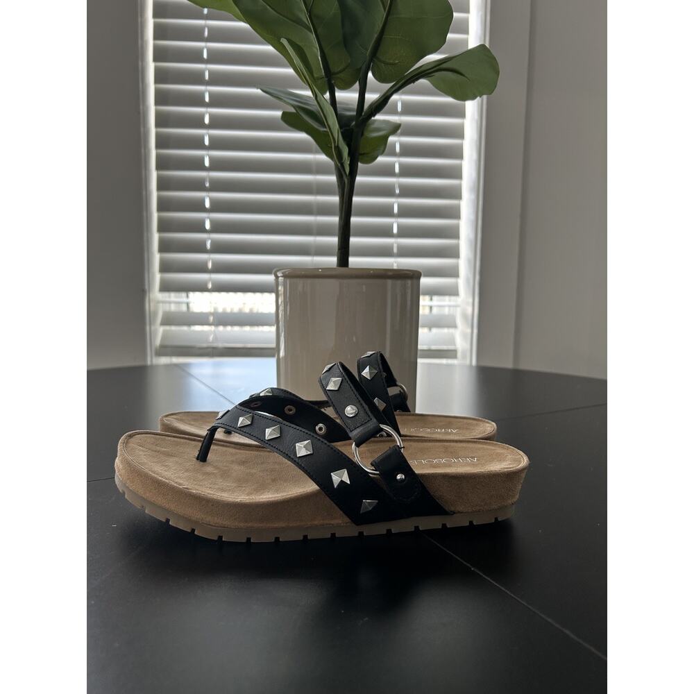 Aerosoles Homecoming Black Leather Studded Women Sandals Size 10.5 New in Box